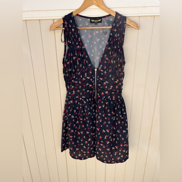 Unique tank top from boutique store in PDX - Picture 1 of 2